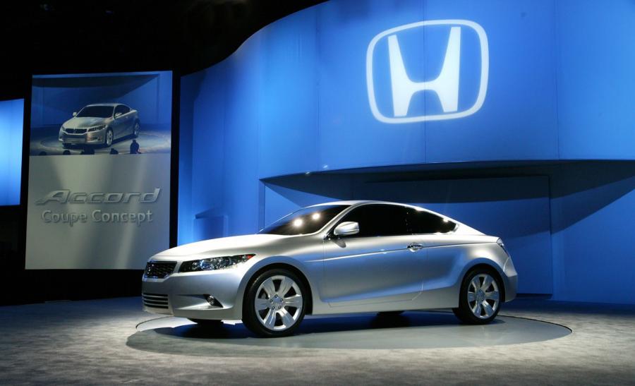  Honda Accord Coupe Concept 2007 года  (фото 12 из 15)